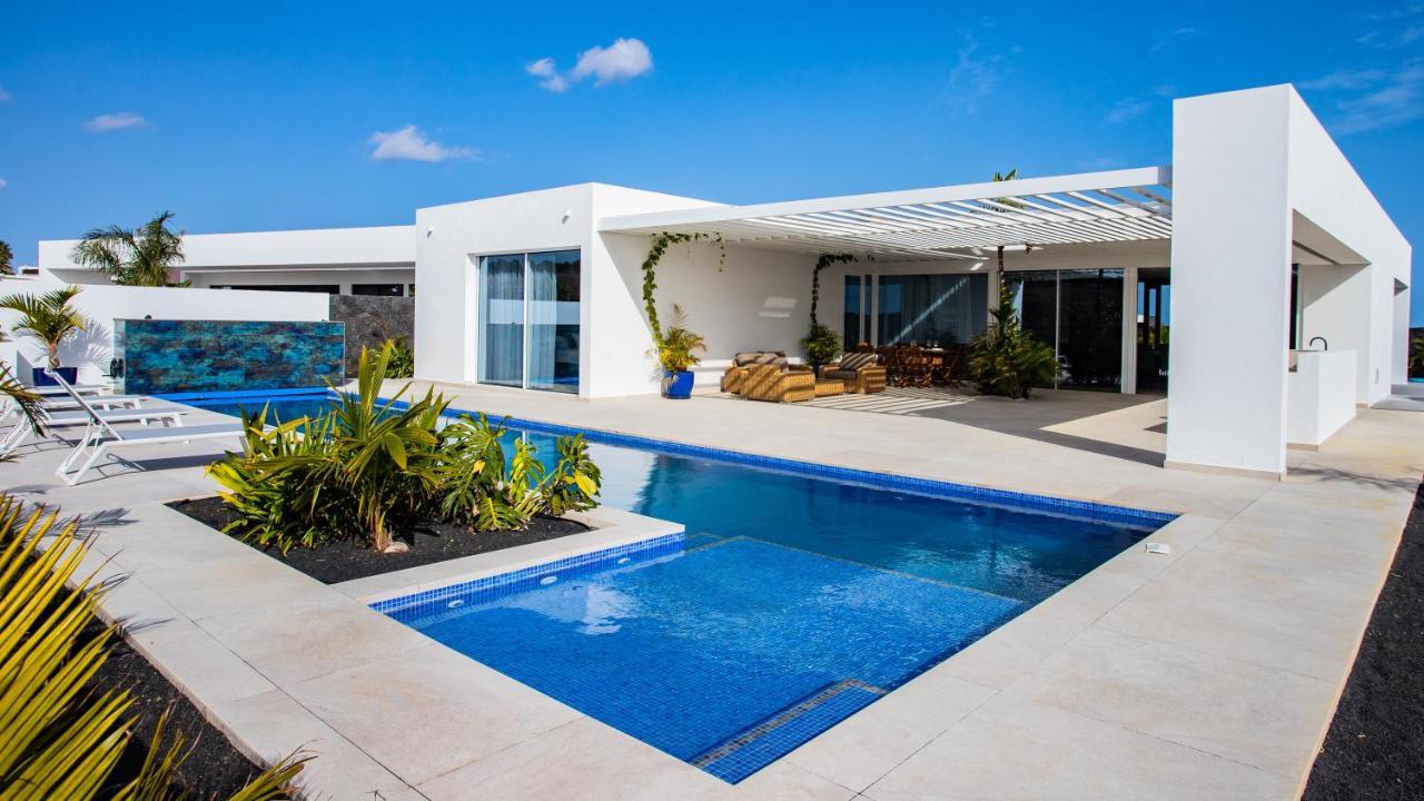 Golf Palms Villa Costa Teguise Bagian luar foto